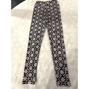 LuLaRoe Tween Leggings Black White Geometric Print Soft Stretch Kids